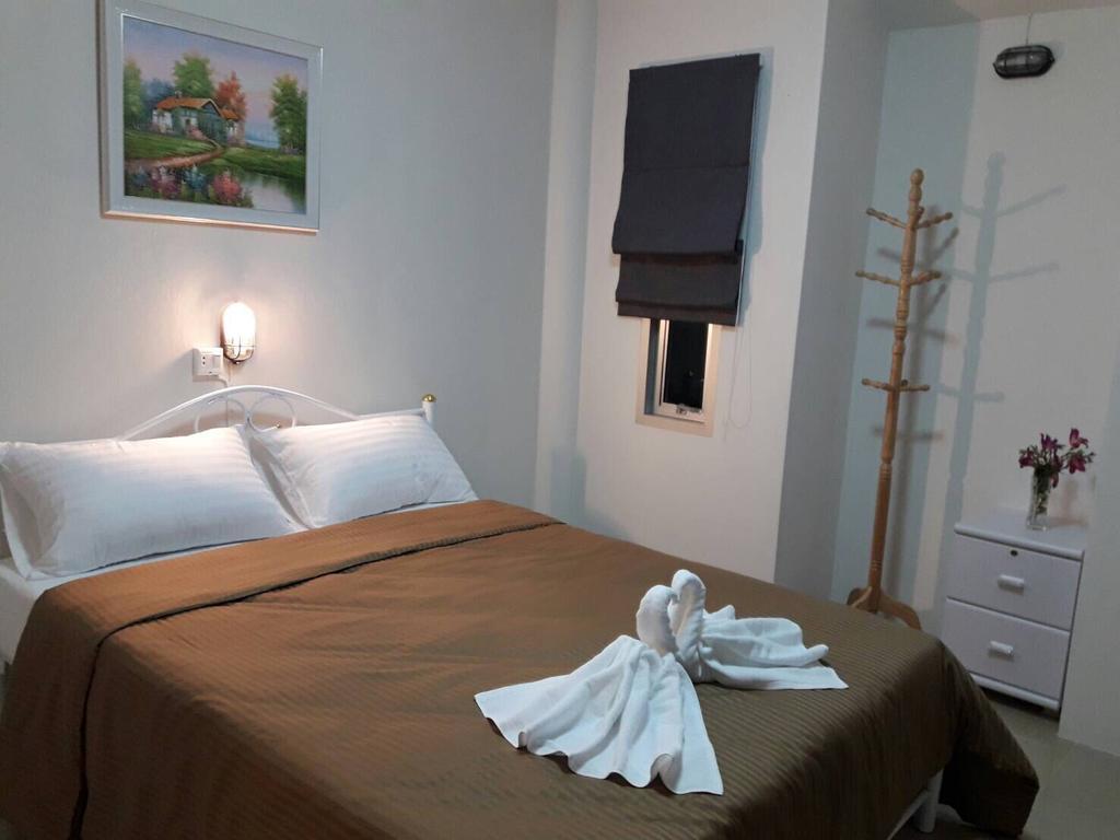 Baan Suan Geb Tawan Hotel Lop Buri Buitenkant foto