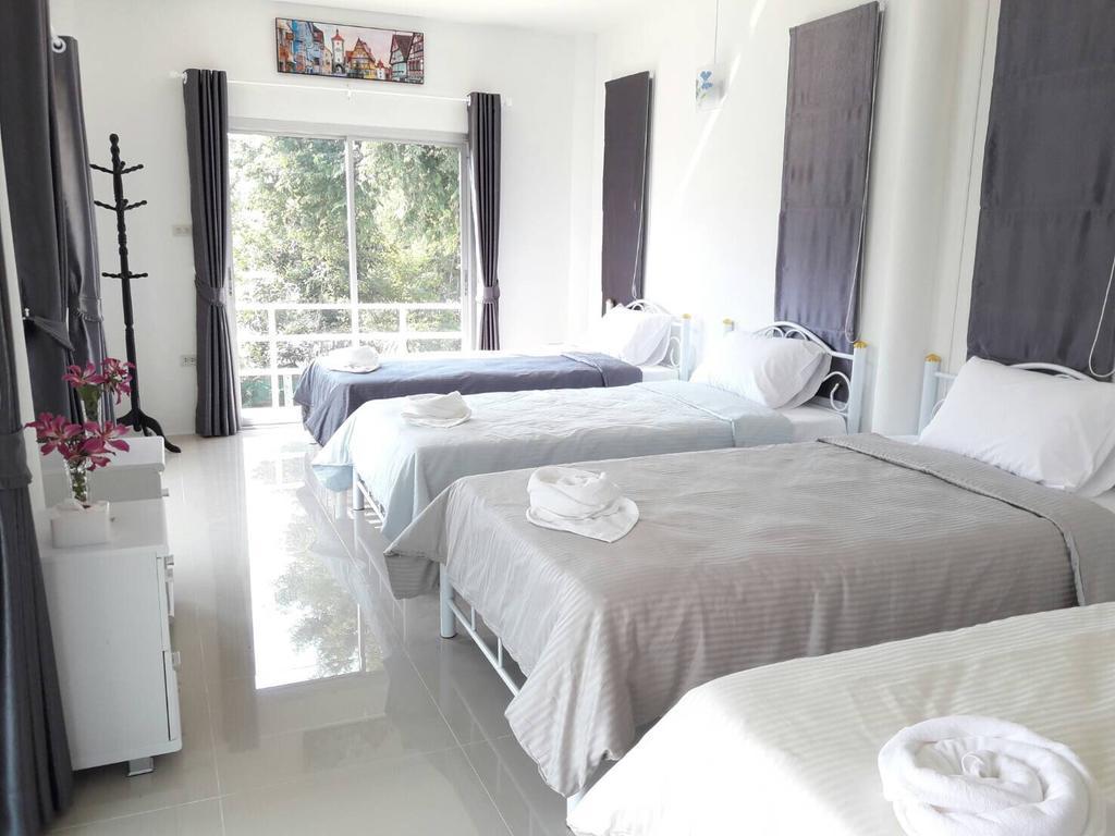 Baan Suan Geb Tawan Hotel Lop Buri Buitenkant foto