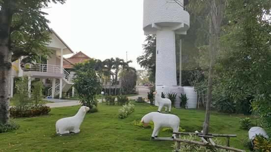 Baan Suan Geb Tawan Hotel Lop Buri Buitenkant foto
