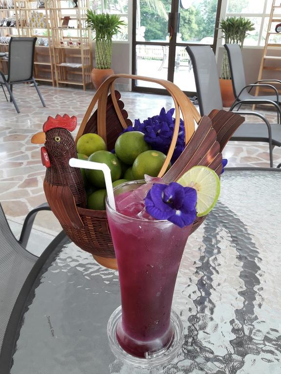 Baan Suan Geb Tawan Hotel Lop Buri Buitenkant foto